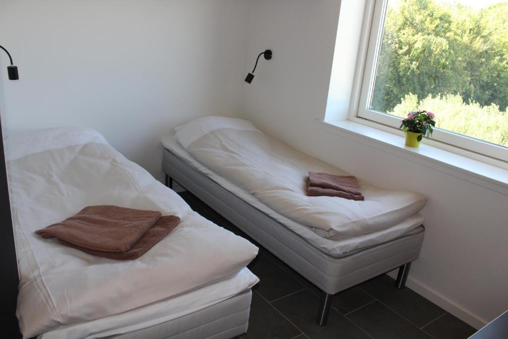 Icv Sleepwell Hotel Vrå Стая снимка